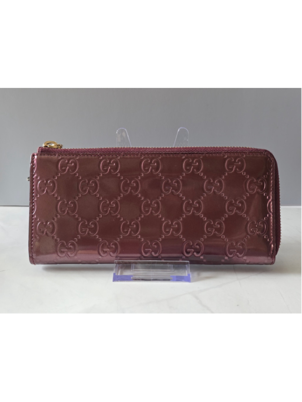 Gucci Microguccissima Patent Leather Heart Charm Zip Wallet